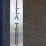 Terra Apartment *
